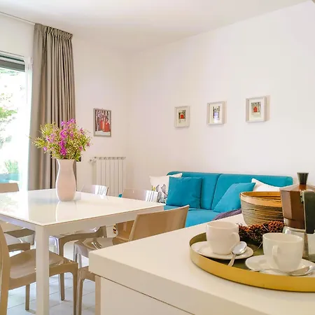 아파트 Paradise Mit Dachterrasse Am Dascio